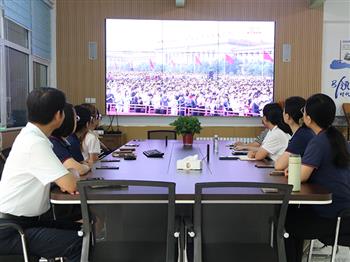 從震撼和莊嚴中，堅定中國制造的信心