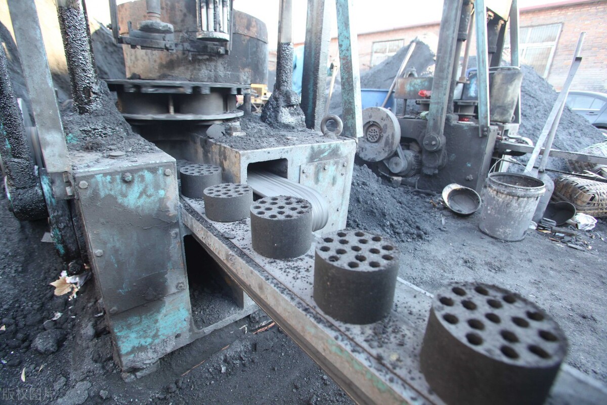 哈爾濱型煤,哈爾濱型煤批發(fā),哈爾濱潔凈型煤,長春型煤,哈爾濱型煤廠家,哈爾濱清潔型煤,哈爾濱無煙煤,長春型煤廠家 哈爾濱型煤,哈爾濱型煤批發(fā),哈爾濱潔凈型煤,長春型煤,哈爾濱型煤廠家,哈爾濱清潔型煤,哈爾濱無煙煤,長春型煤廠家